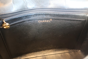 CHANEL Medium Matelasse single flap chain shoulder bag Lambskin Black/Gold hadware Shoulder bag 700100071