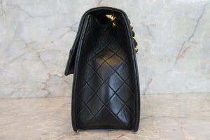 CHANEL/香奈儿 梯形 链条包 羊皮 Black/Gold hadware(黑色/金色金属) 肩背包 700010182