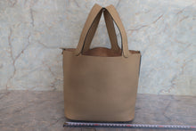 画像をギャラリービューアに読み込む, HERMES／エルメス ピコタンロックＭＭ トリヨンクレマンス トレンチ U刻印 ハンドバッグ 700120228
