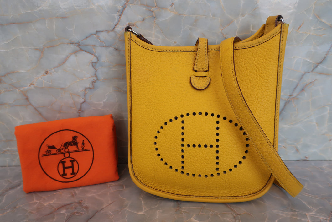 HERMES／エルメス エブリンTPM トリヨンクレマンス ジョーヌ □G刻印 ショルダーバッグ 700070266