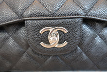 画像をギャラリービューアに読み込む, CHANEL/シャネル 中マトラッセＷフラップＷチェーンショルダーバッグ キャビアスキン ブラック/シルバー金具 ショルダーバッグ 800080001
