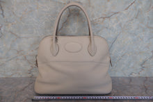 Load image into Gallery viewer, HERMES／BOLIDE 31 Clemence leather Craie D Engraving Shoulder bag 700100058
