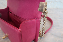 Load image into Gallery viewer, CHANEL LeBOY CHANEL chain shoulder bag Caviar skin Pink/Gold hadware Shoulder bag 800030161
