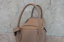 Load image into Gallery viewer, HERMES LINDY 34 Clemence leather Gris tourterelle □K Engraving Shoulder bag 600080037
