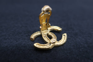 CHANEL CC mark earring Gold plate Gold Earring 500100250