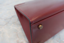 将图片加载到图库查看器，HERMES KELLY 32 Box carf leather Rouge H 〇R刻印 Hand bag 600100073
