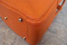 画像をギャラリービューアに読み込む, HERMES／エルメス リンディ30 トリヨンクレマンス オレンジ □P刻印 ショルダーバッグ 800030014
