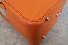 画像をギャラリービューアに読み込む, HERMES／エルメス リンディ30 トリヨンクレマンス オレンジ □P刻印 ショルダーバッグ 800030014
