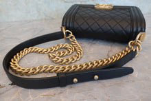 將圖片載入圖庫檢視器 CHANEL/シャネル ボーイシャネルチェーンショルダーバッグ ラムスキン ブラック/ゴールド金具 ショルダーバッグ 800090194
