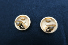 Load image into Gallery viewer, CHANEL CC mark earring Gold plate Gold Earring 500100123
