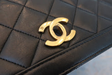 画像をギャラリービューアに読み込む, CHANEL/シャネル マトラッセチェーンショルダーバッグ ラムスキン ブラック/ゴールド金具 ショルダーバッグ 700070272
