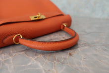 画像をギャラリービューアに読み込む, HERMES／エルメス ケリー25 トゴ オレンジ □K刻印 ショルダーバッグ 800040151
