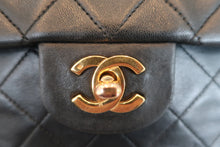 Load image into Gallery viewer, CHANEL Matelasse double flap double chain shoulder bag Lambskin Black/Gold hadware Shoulder bag 600050117
