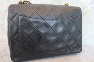CHANEL/シャネル ミニマトラッセシングルフラップチェーンショルダーバッグ ラムスキン ブラック/ゴールド金具 ショルダーバッグ 700060272