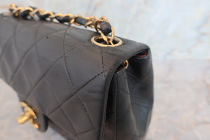CHANEL/シャネル ミニマトラッセシングルフラップチェーンショルダーバッグ ラムスキン ブラック/ゴールド金具 ショルダーバッグ 700060272