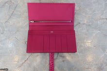 Load image into Gallery viewer, HERMES  Bearn Soufflet Crocodile Alligator Rose Sherazard □Q Engraving Wallet 400050183
