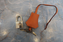 画像をギャラリービューアに読み込む, HERMES／エルメス ケリー28 ヴォーエプソン オレンジ □J刻印 ショルダーバッグ 800020027
