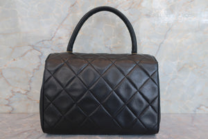 CHANEL/シャネル マトラッセハンドバッグ ラムスキン ブラック/ゴールド金具 ハンドバッグ 700060299