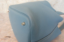 画像をギャラリービューアに読み込む, HERMES／エルメス ピコタンロックＭＭ トリヨンクレマンス ブルージーン □M刻印 ハンドバッグ 700100150
