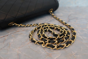 CHANEL/シャネル マトラッセチェーンショルダーバッグ ラムスキン ブラック/ゴールド金具 ショルダーバッグ 700070308