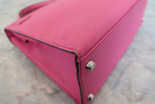 Load image into Gallery viewer, HERMES KELLY 28 Chevre myzore goatskim Fuschia pink □J Engraving Shoulder bag 800040161

