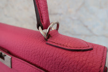 Load image into Gallery viewer, HERMES KELLY 28 Chevre myzore goatskim Fuschia pink □J Engraving Shoulder bag 800040161
