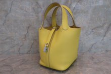 将图片加载到图库查看器，HERMES PICOTIN LOCK PM Clemence leather Lime U刻印 Hand bag 600060181
