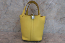 将图片加载到图库查看器，HERMES PICOTIN LOCK PM Clemence leather Lime U刻印 Hand bag 600060181
