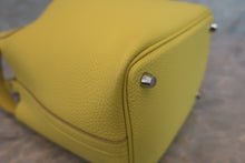 将图片加载到图库查看器，HERMES PICOTIN LOCK PM Clemence leather Lime U刻印 Hand bag 600060181
