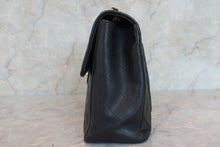 Load image into Gallery viewer, CHANEL Big Matelasse Single flap Chain shoulder bag Lambskin Black/Gold hadware Shoulder bag 600050119
