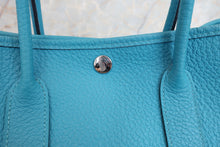 将图片加载到图库查看器，HERMES GARDEN PARTY TPM Negonda leather Turquoise blue □Q刻印 Tote bag 700020009
