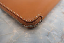 画像をギャラリービューアに読み込む, HERMES／エルメス アザップロング シルクイン ヴォーエプソン/シルク コニャック X刻印 財布 700050128
