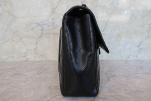 CHANEL Medium Matelasse single flap chain shoulder bag Lambskin Black/Gold hadware Shoulder bag 700100101
