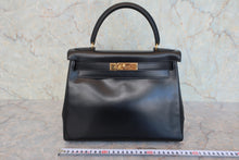 将图片加载到图库查看器，HERMES KELLY 28 Box carf leather Black 〇Z刻印 Shoulder bag 800090146

