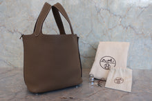 画像をギャラリービューアに読み込む, HERMES／エルメス ピコタンロックＰＭ トリヨンクレマンス エトゥープ Y刻印 ハンドバッグ 800070193
