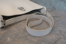 画像をギャラリービューアに読み込む, HERMES／エルメス ヴェスパPM ヴォーエプソン ホワイト □J刻印 ショルダーバッグ 800020051
