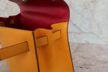 画像をギャラリービューアに読み込む, HERMES／エルメス ケリー28 クシュベル ジョーヌ/ルージュヴィフ 〇X刻印 ショルダーバッグ 800040174
