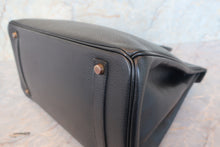 Load image into Gallery viewer, HERMES BIRKIN 35 Ardennes leather Black 〇Y Engraving Hand bag 700110153
