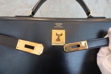 Load image into Gallery viewer, HERMES KELLY 35 Box carf leather Black 〇P Engraving Hand bag 800020062
