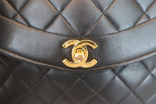 Load image into Gallery viewer, CHANEL Matelasse fringe chain shoulder bag Lambskin Black/Gold hadware Shoulder bag 600100157
