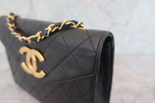 Load image into Gallery viewer, CHANEL Big CC mark chain shoulder bag Lambskin Black/Gold hadware Shoulder bag 600080056
