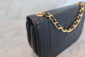CHANEL CC mark chain shoulder bag Lambskin Navy/Gold hadware Shoulder bag 600050199