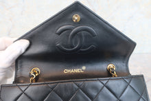 将图片加载到图库查看器，CHANEL/大号经典双C 链条包 羊皮 Black/Gold hadware(黑色/金色金属) 肩背包 600080056
