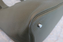 将图片加载到图库查看器，HERMES PICOTIN LOCK MM Clemence leather Vert olive □O刻印 Hand bag 800090143
