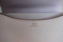 Load image into Gallery viewer, HERMES CONSTANCE3 MINI Chevre myzore goatskim Mauve pale U Engraving Shoulder bag 600090123
