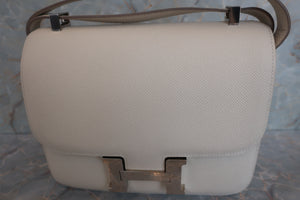HERMES CONSTANCE3 24 Epsom leather Craie X Engraving Shoulder bag 600050175