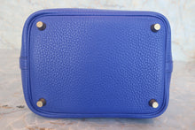 画像をギャラリービューアに読み込む, HERMES／エルメス ピコタンロックＰＭ トリヨンクレマンス ブルーエレクトリック C刻印  ハンドバッグ 800030150
