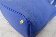 画像をギャラリービューアに読み込む, HERMES／エルメス ピコタンロックＰＭ トリヨンクレマンス ブルーエレクトリック C刻印  ハンドバッグ 800030150
