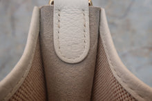 將圖片載入圖庫檢視器 HERMES／エルメス エブリン1GM トワルアッシュ/トリヨンクレマンス ベージュ/ホワイト □H刻印 ショルダーバッグ 700050081
