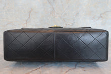 将图片加载到图库查看器，CHANEL/香奈儿 中号CF 单盖包 链条包 羊皮 Black/Gold hadware(黑色/金色金属) 肩背包 600080047
